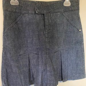 Anthropologie denim pleated skirt, bica cheia